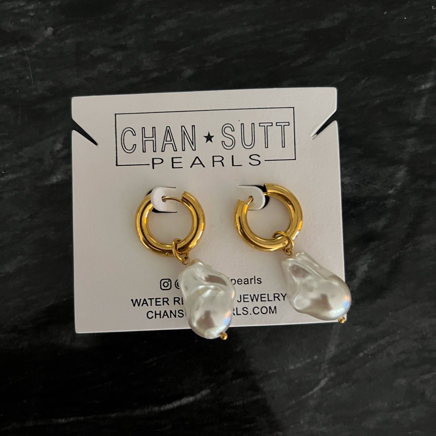 Misty Pearl Earrings Chansuttpearls